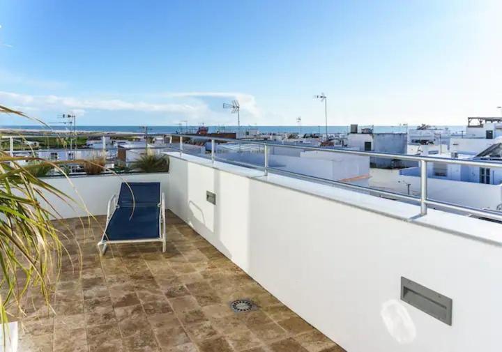 Apartamento Con Terraza Vistas Al Mar. Conil De La Frontera Bagian luar foto